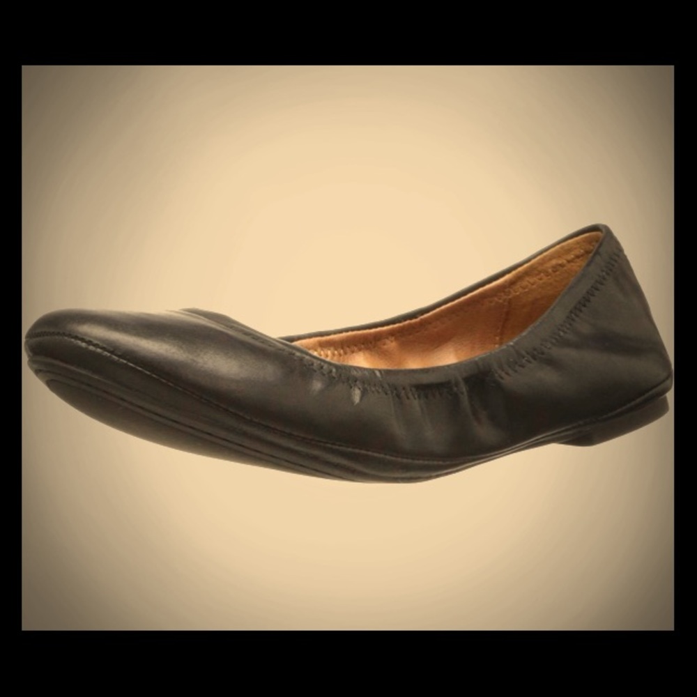 Black leather Lucky ballet flats